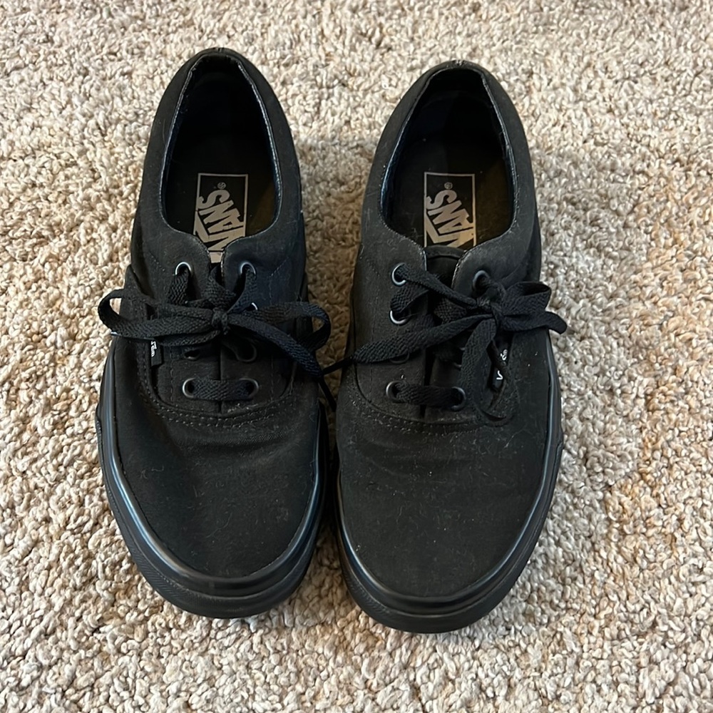 Vans classics all black womans 7.5